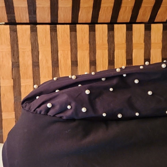 Boston Proper pearl sleeves top - Picture 8 of 11